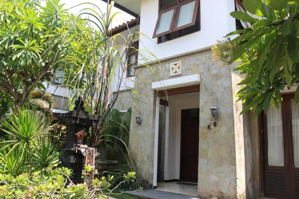 9 Bedroom Gerhana Villa Kuta Lombok Extérieur photo